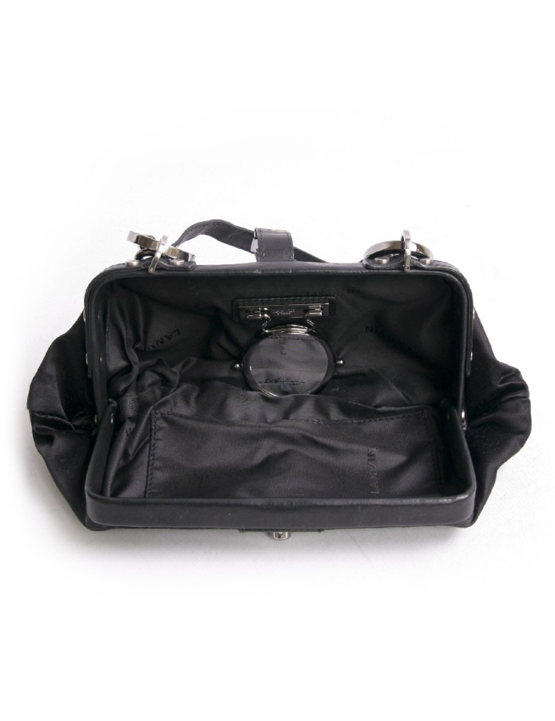 Sac pochette LANVIN en satin duchesse noir