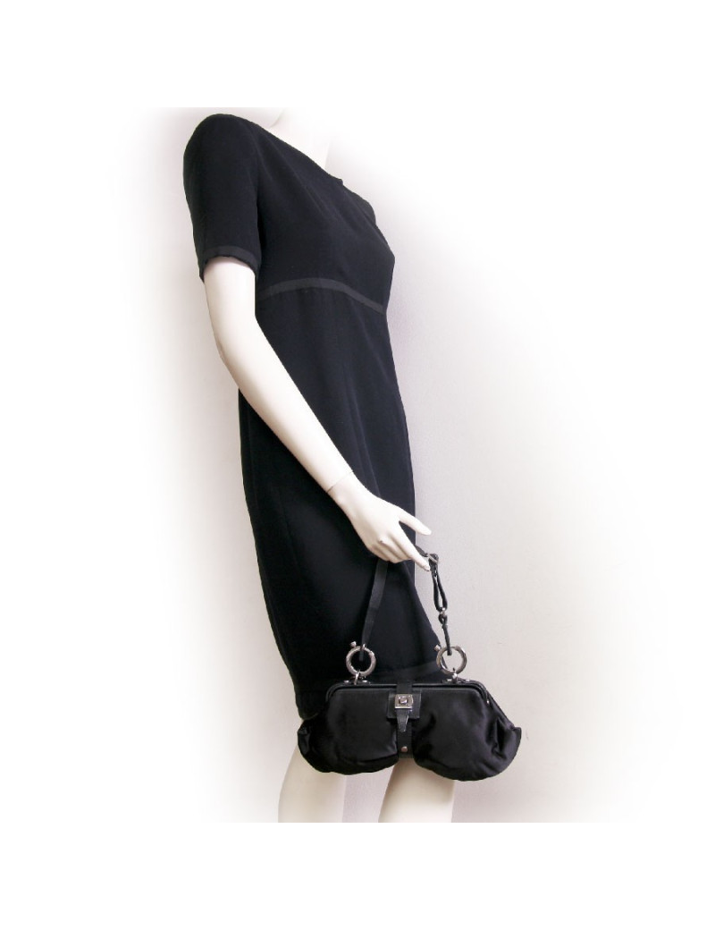 Sac pochette LANVIN en satin duchesse noir