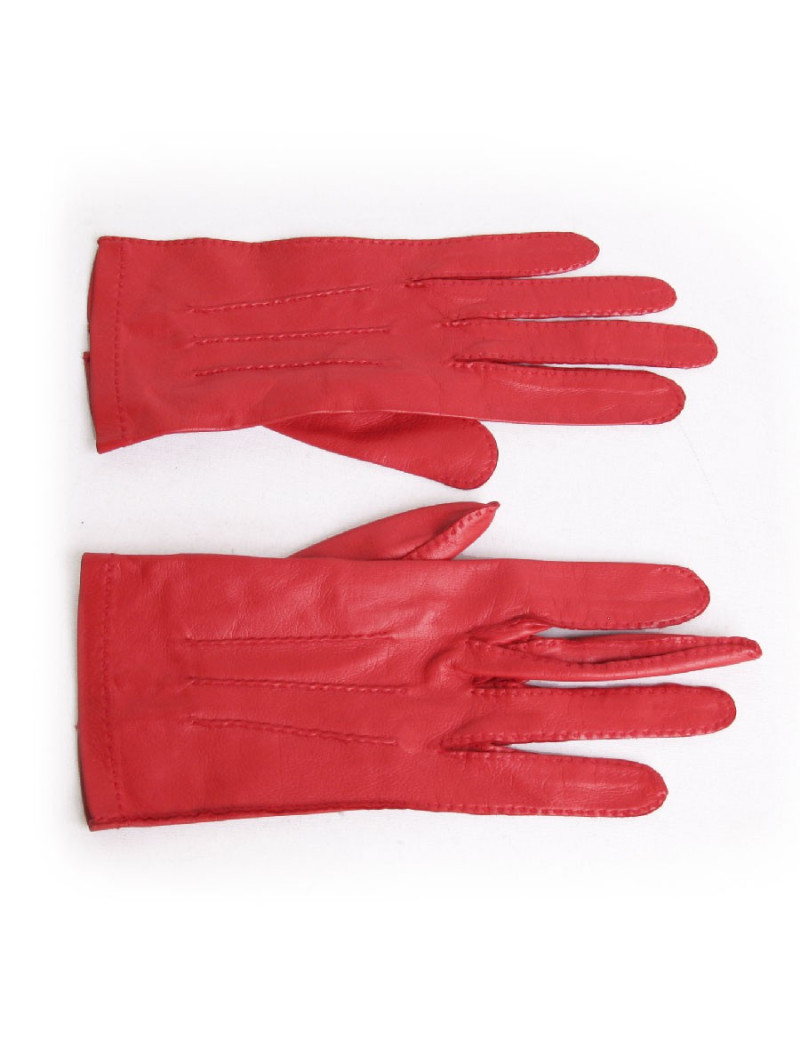 Paire de gants CHANEL T 6.5 cuir d'agneau rouge