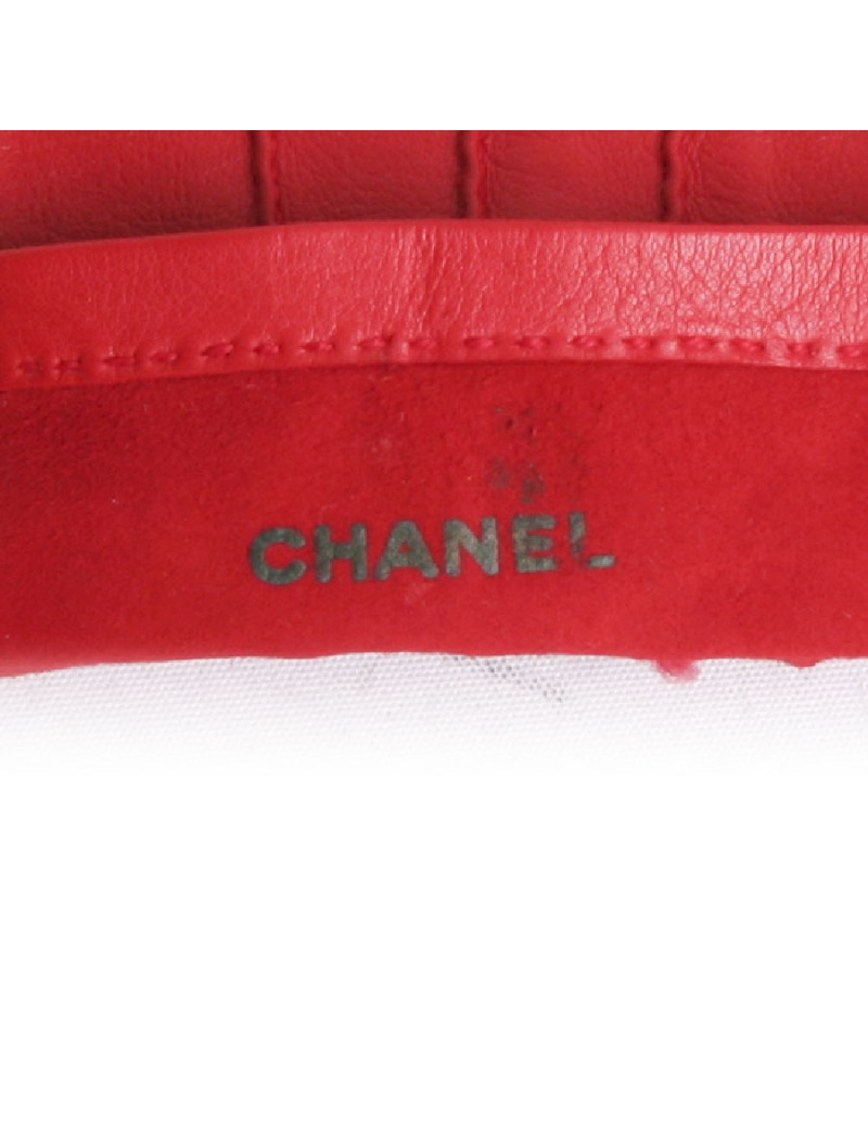 Paire de gants CHANEL T 6.5 cuir d'agneau rouge