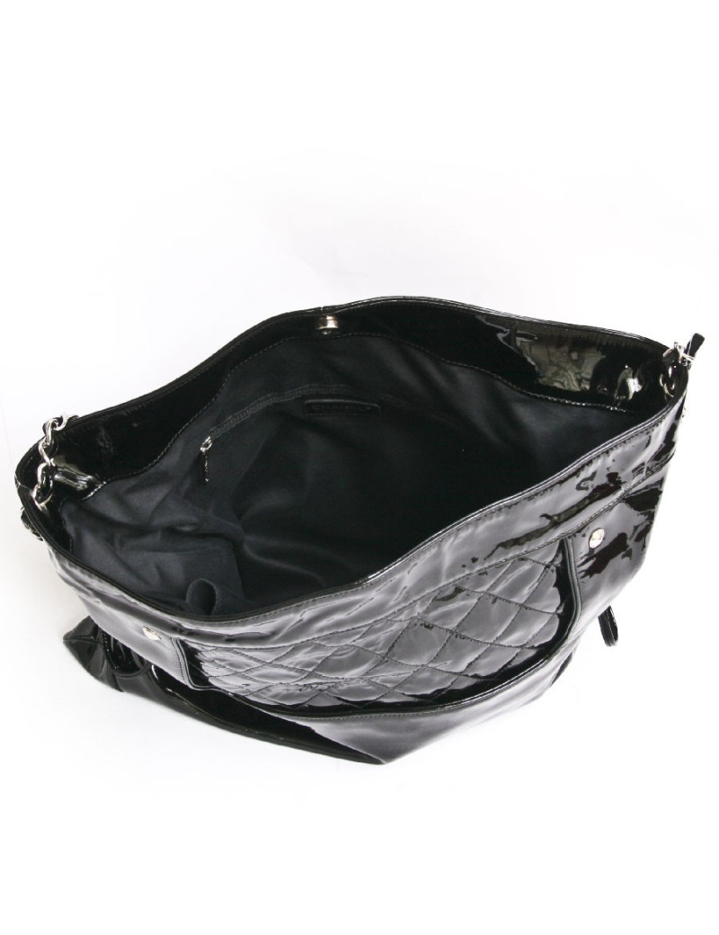 Sac besace CHANEL GM verni noir