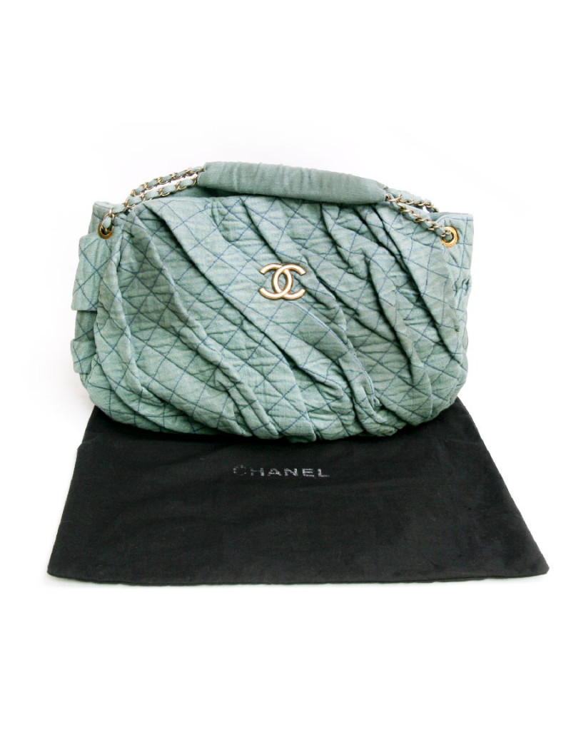 Sac besace CHANEL textile vert turquoise  vieilli