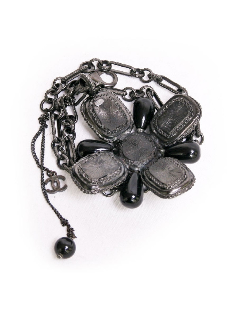 Collier bijou CHANEL pâte de verre et pane de velours gris