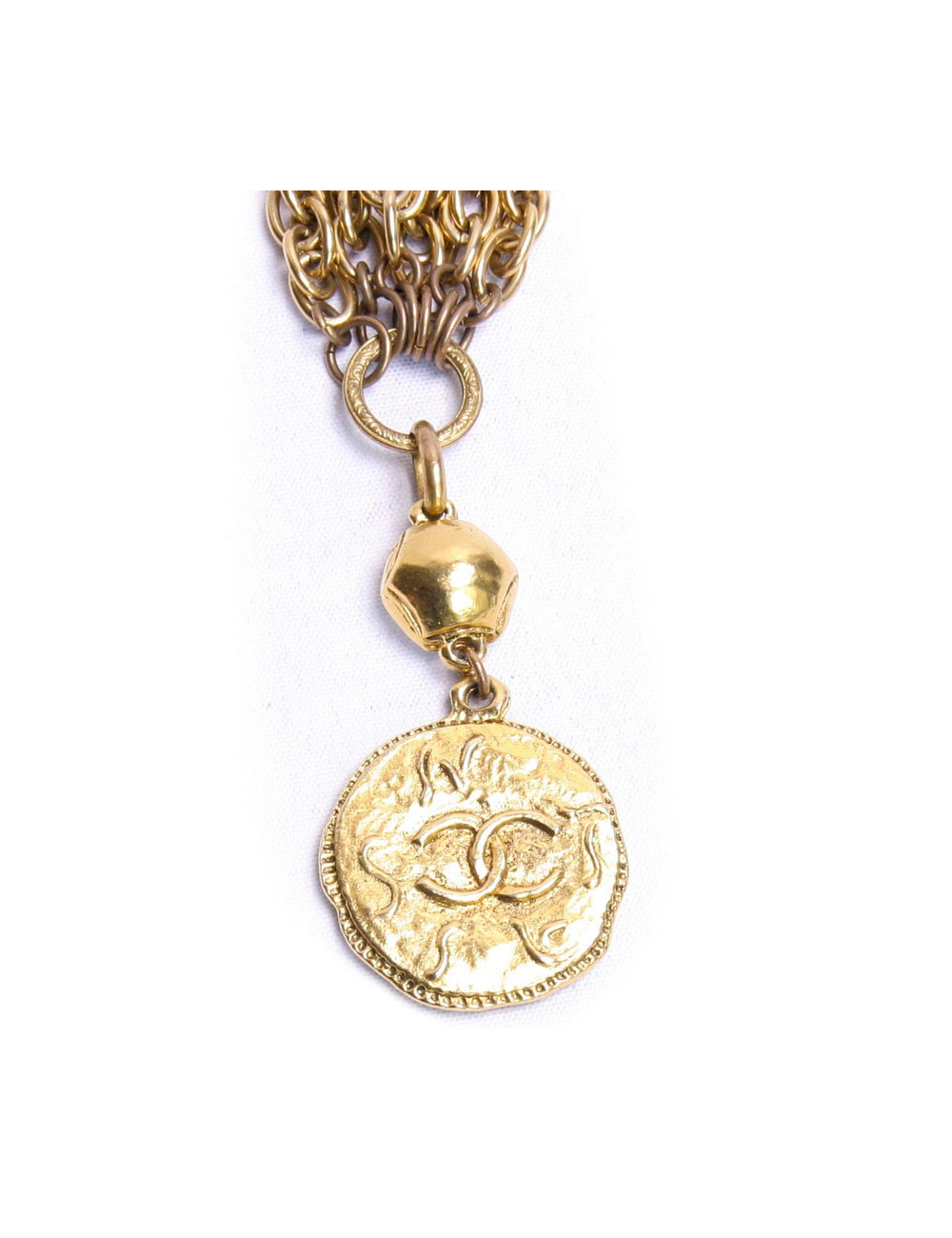 Collier triple rangs CHANEL couture