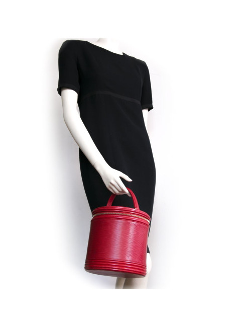 Sac seau LOUIS VUITTON cuir épi rouge