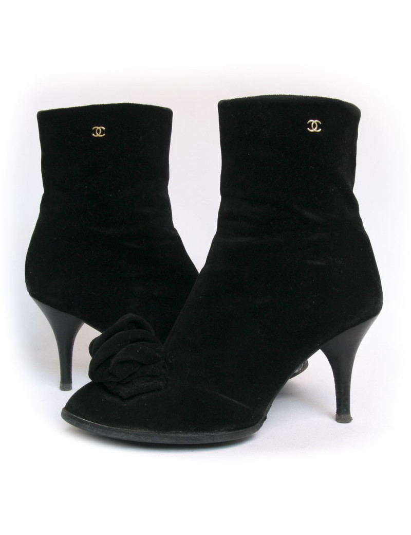 Bottes  CHANEL  T 39.5