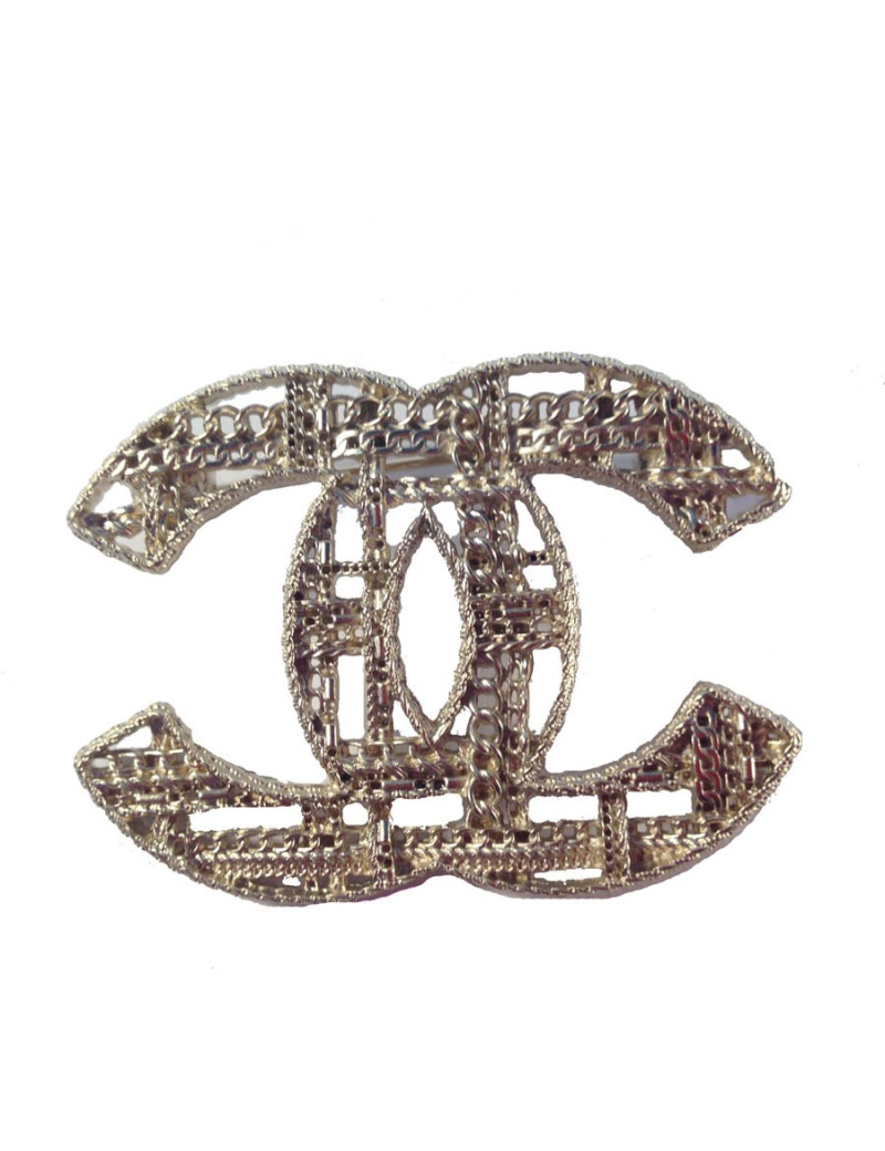 Broche CC Chanel en métal or pâle