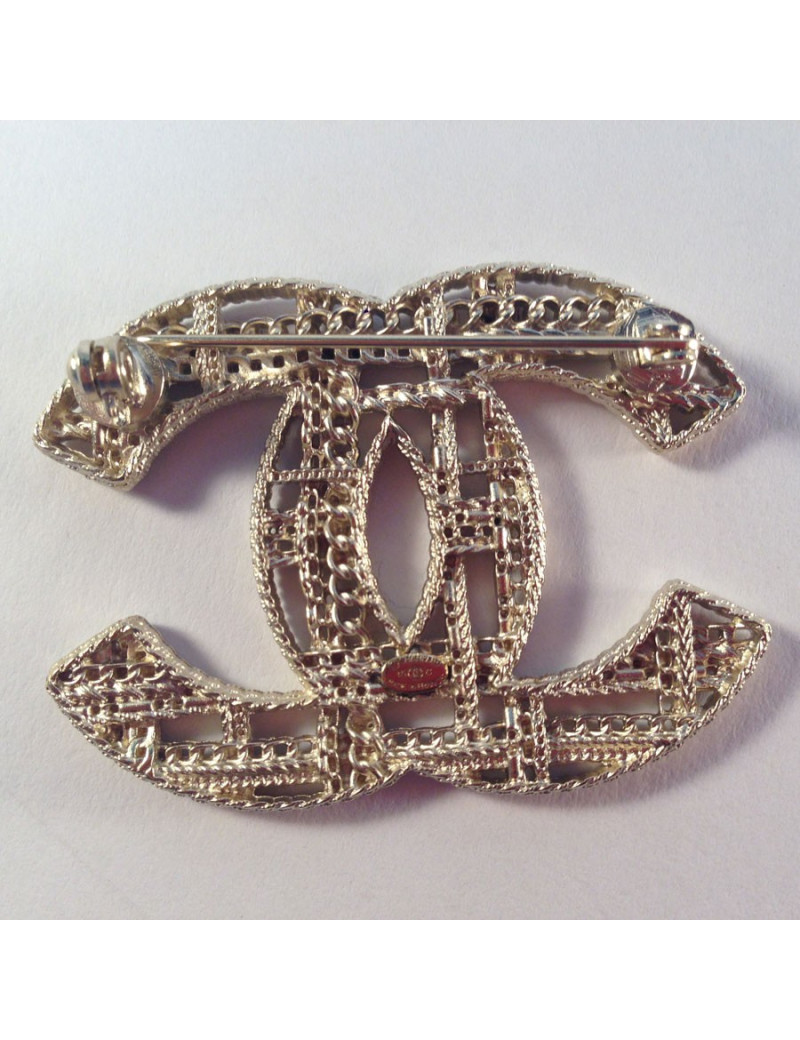 Broche CC Chanel en métal or pâle