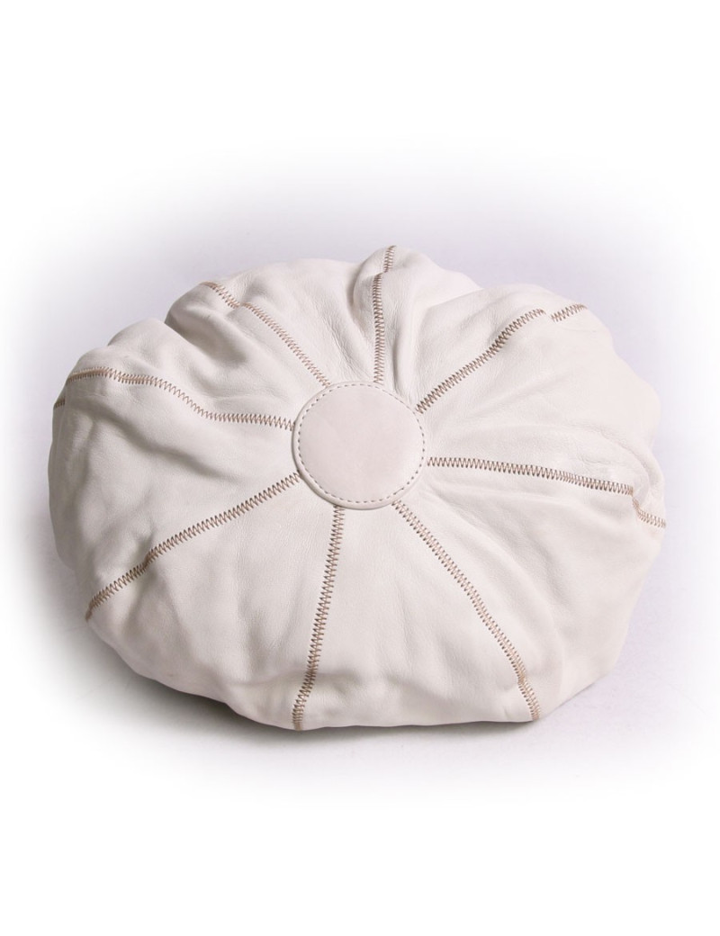 Sac CHANEL en cuir souple craie