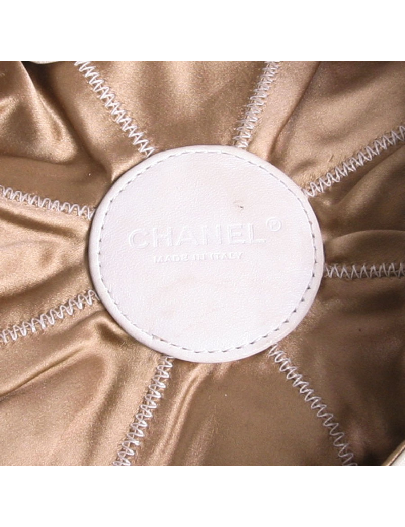 Sac CHANEL en cuir souple craie