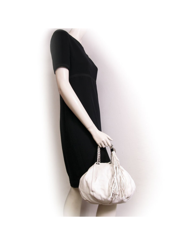 Sac CHANEL en cuir souple craie