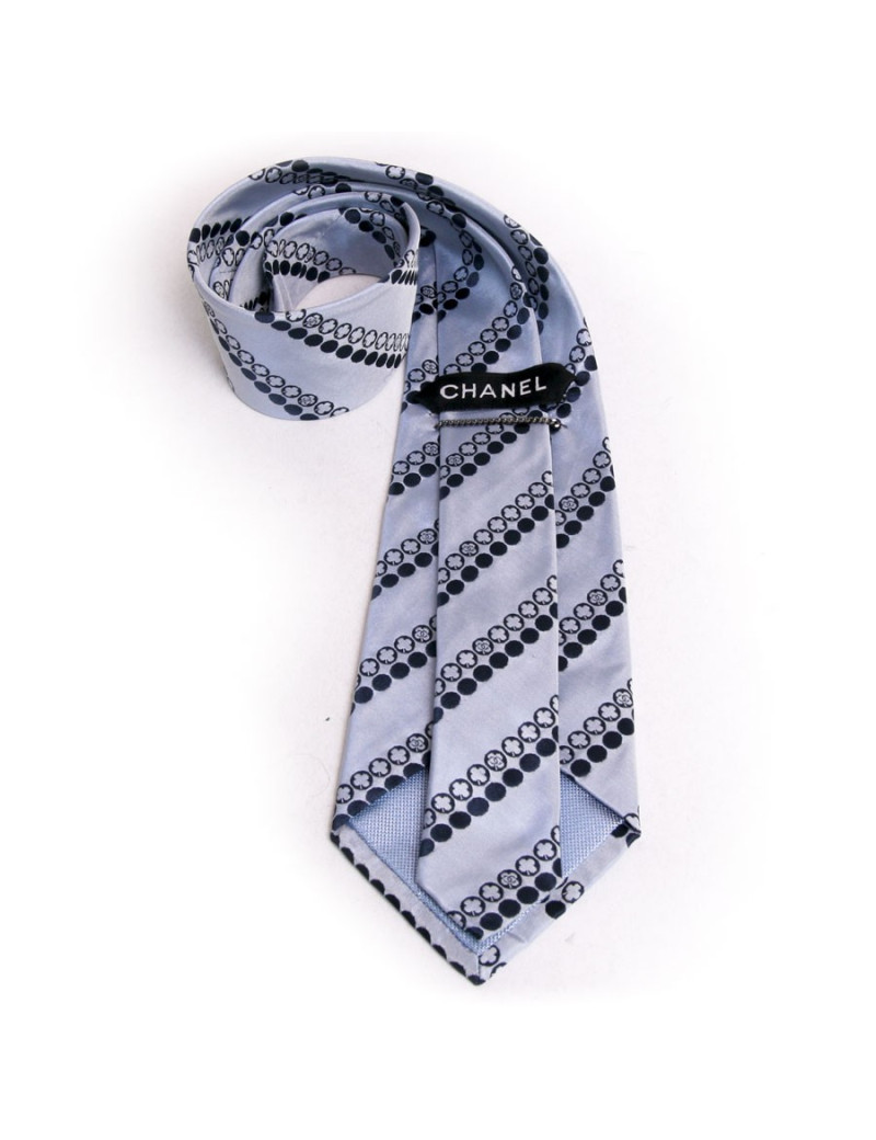 Cravate CHANEL couture 