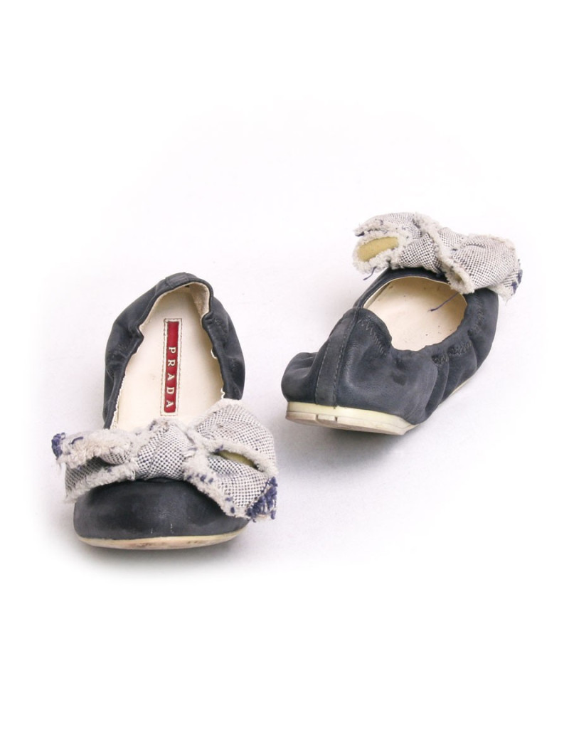 Ballerines PRADA cuir et tissu bleu T36