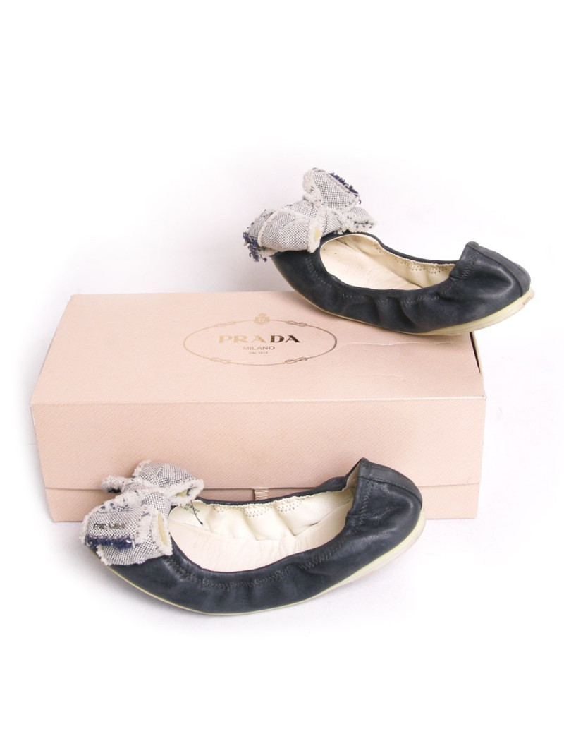 Ballerines PRADA cuir et tissu bleu T36