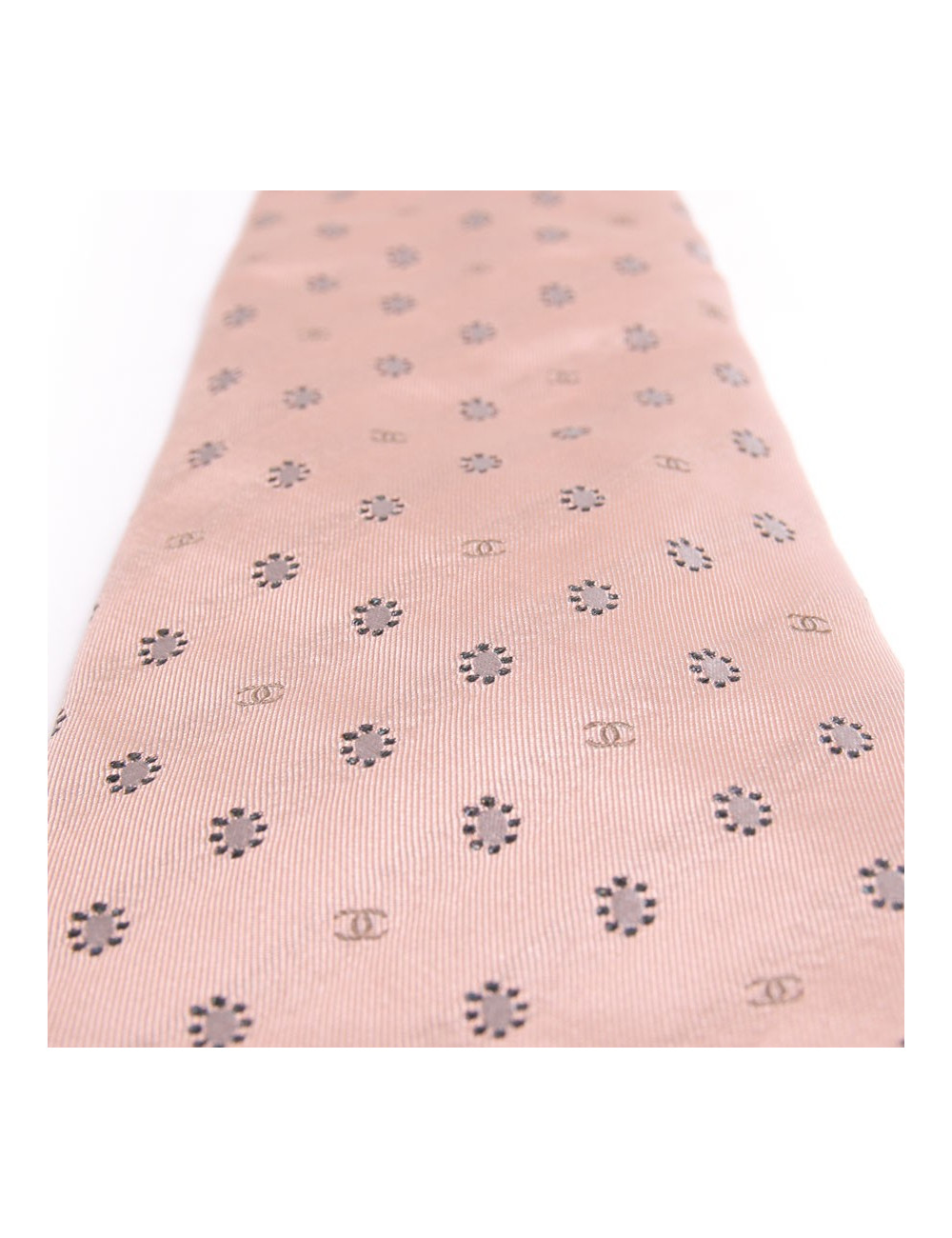 Cravate CHANEL couture soie duchesse vieux rose et brillants