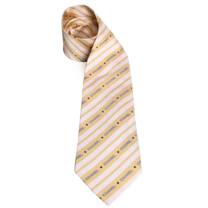 Chanel, a set of three silk ties. - Bukowskis