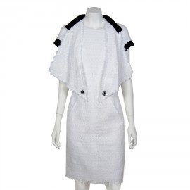 Robe CHANEL T 38 FR blanche et noire