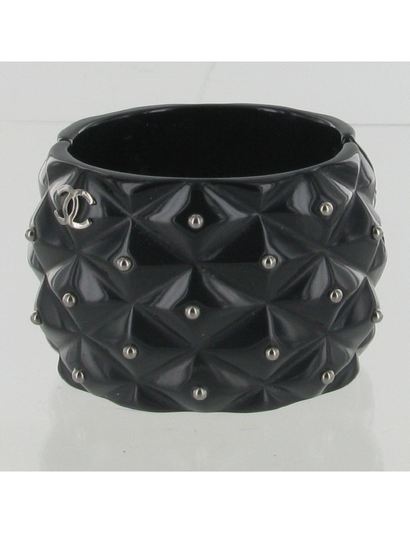 CHANEL cuff