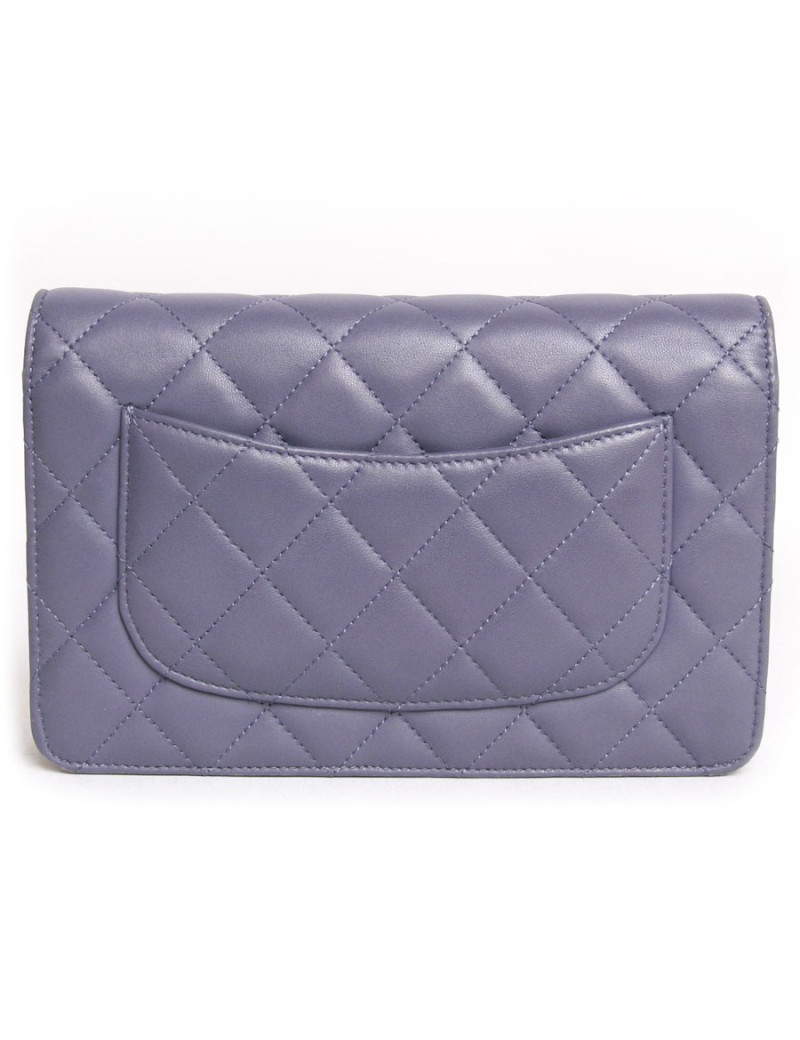 Sac pochette CHANEL matelassé mauve