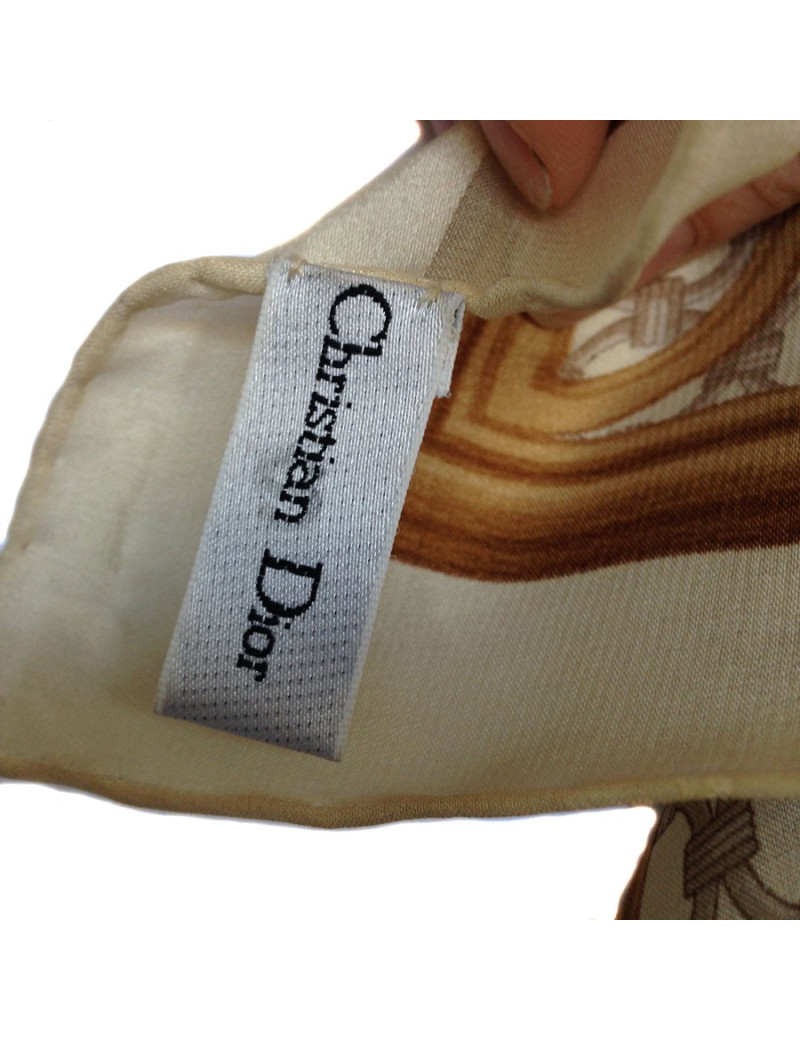 Carré Christian Dior en soie fleurie vintage
