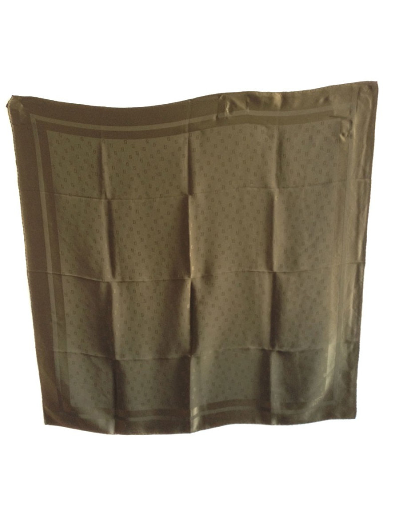 Foulard FENDI en soie kaki mate et brillante