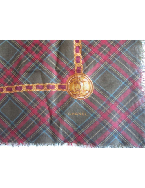 Foulard CHANEL en laine et soie, motif écossais