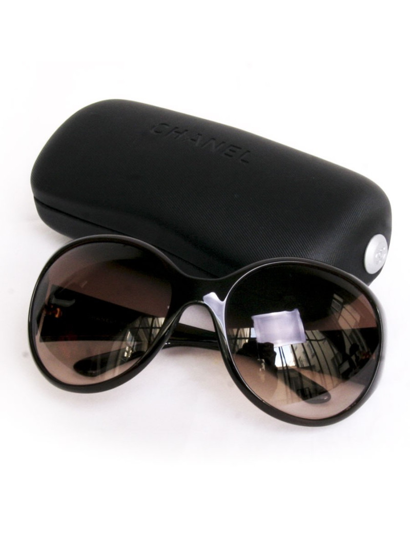 Lunettes de soleil CHANEL marron