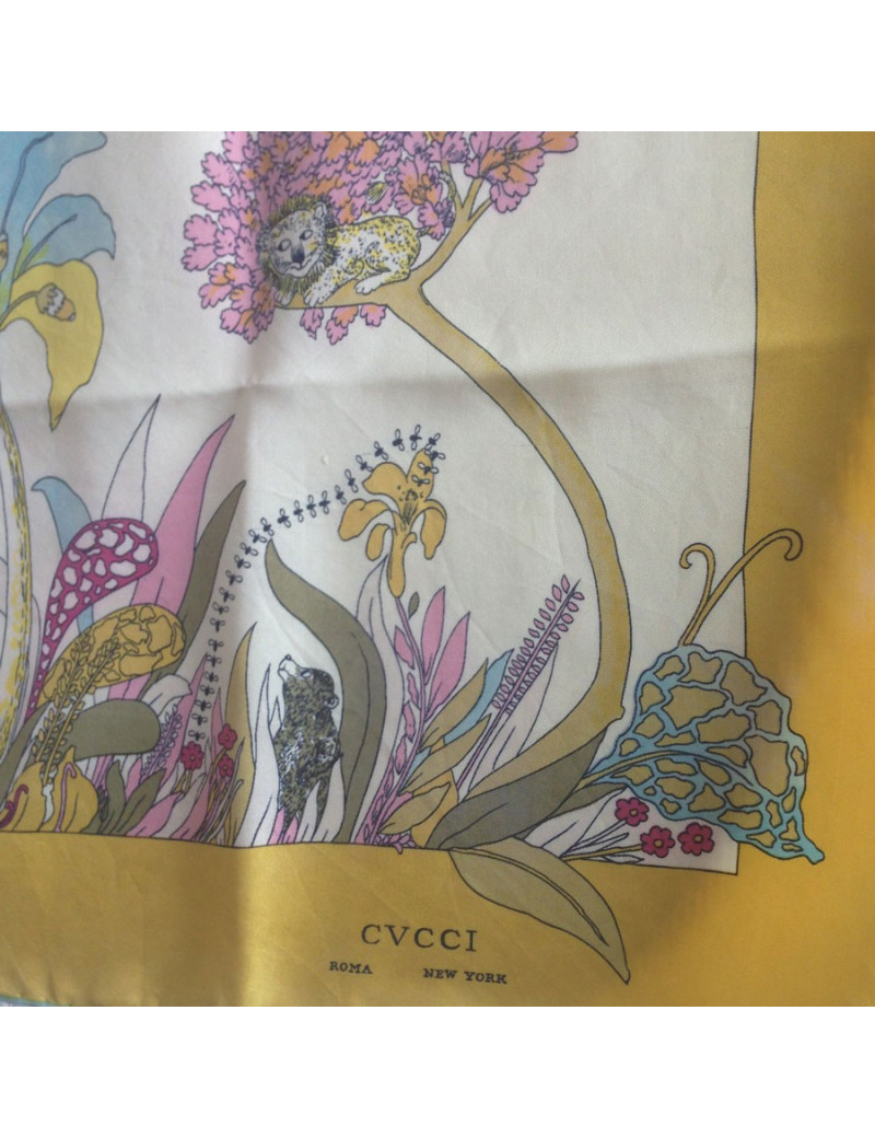 Carré de soie GUCCI jaune vintage