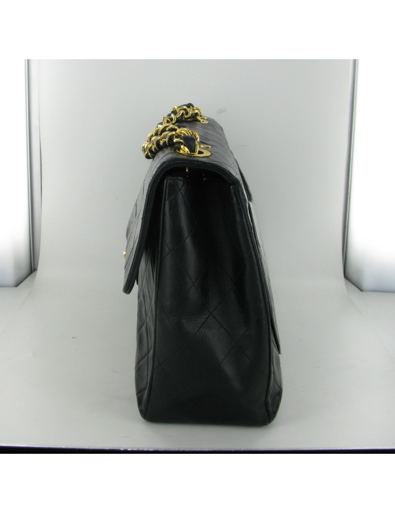 Sac Vintage cuir matelassÃ© CHANEL