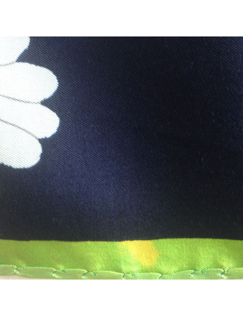 Carré de soie Christian DIOR "marguerites" vintage