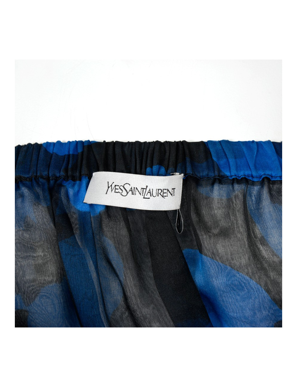 Top YVES SAINT LAURENT en soie 