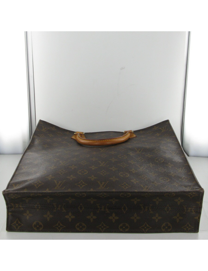 Flat bag LOUIS VUITTON