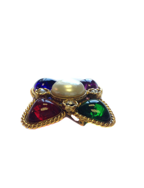 Broche Couture CHANEL pâte de verre émeraude, améthyste, saphir et rubis