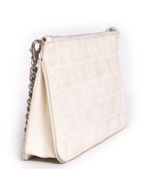 Pochette CHANEL cuir coquille d'oeuf