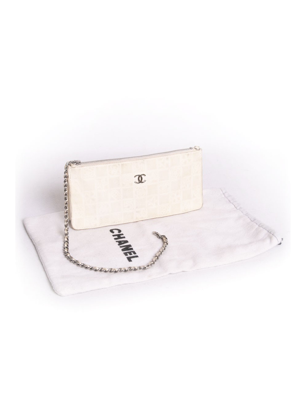 Pochette CHANEL cuir coquille d'oeuf