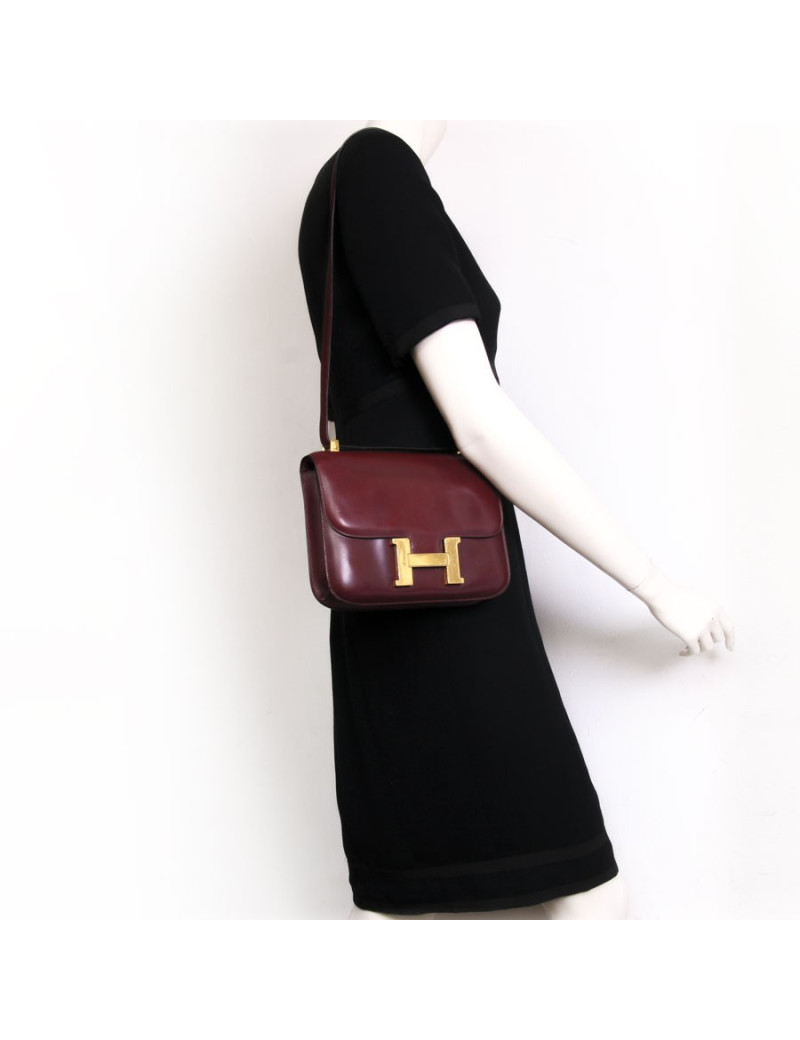 Sac "Constance" HERMES cuir box rouge H 