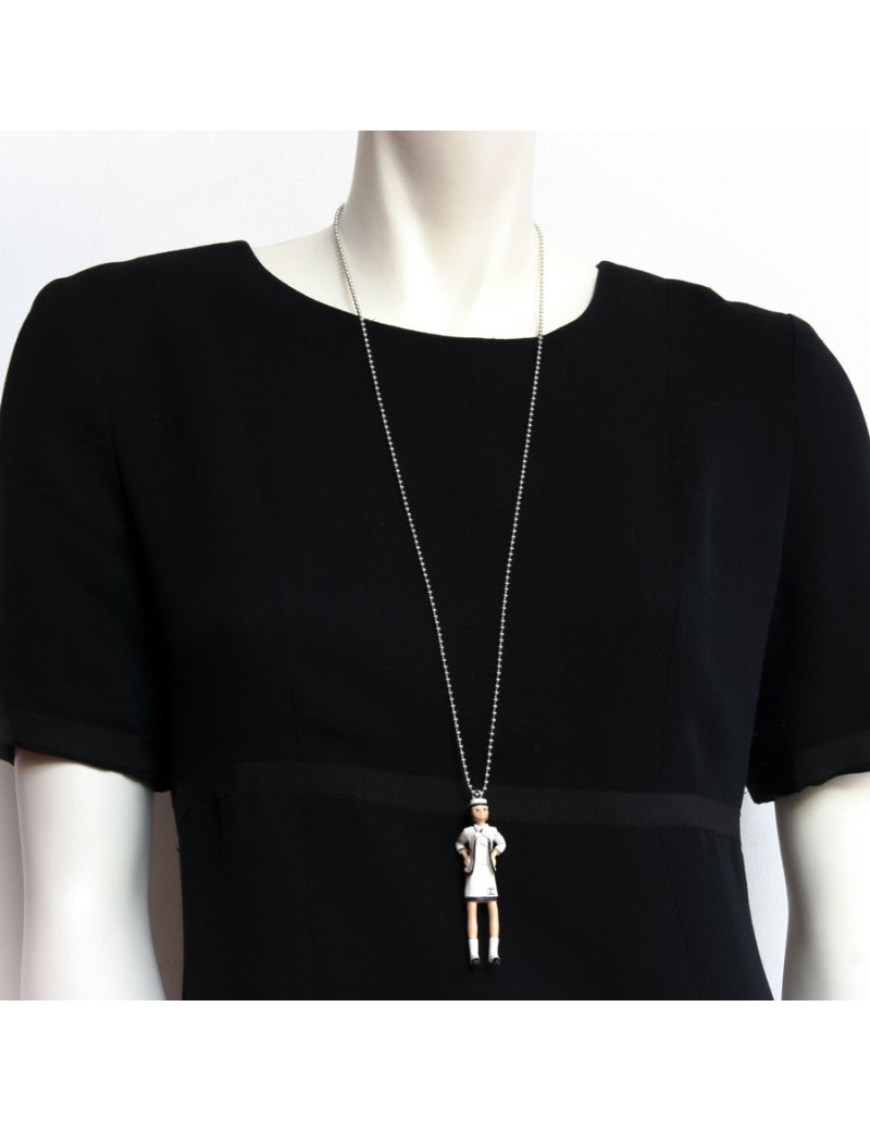 sautoir CHANEL Figurine "COCO"