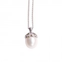 TIFFANY & Co silver chain necklace and Freshwater Pearl
