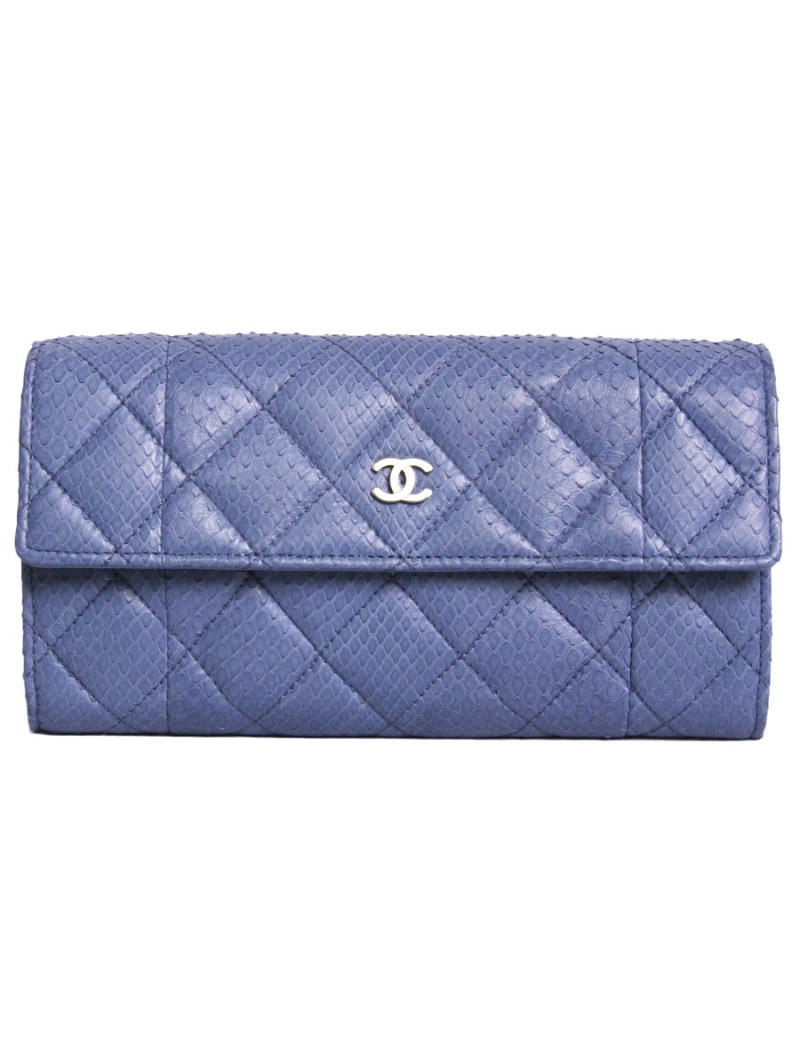 Portefeuille CHANEL en python bleu jean's