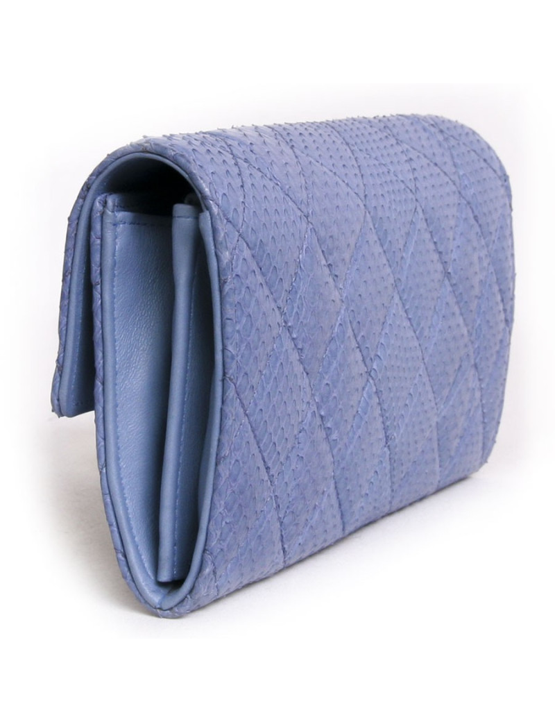 Portefeuille CHANEL en python bleu jean's