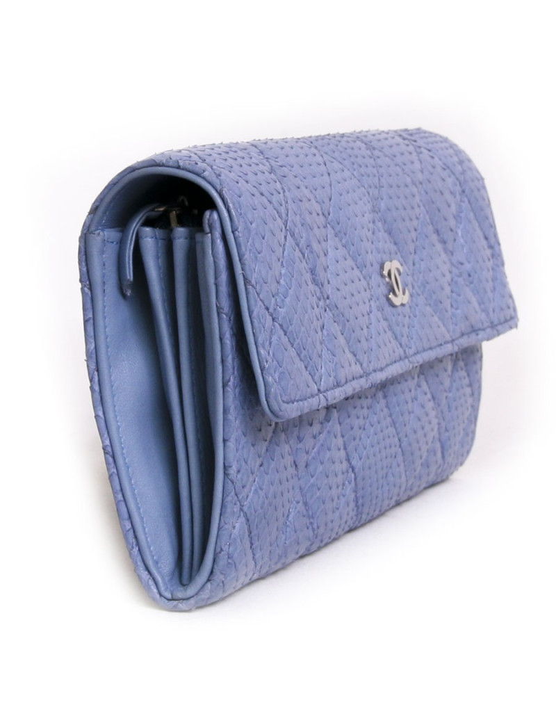 Portefeuille CHANEL en python bleu jean's