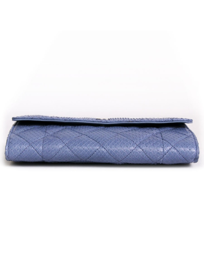 Portefeuille CHANEL en python bleu jean's