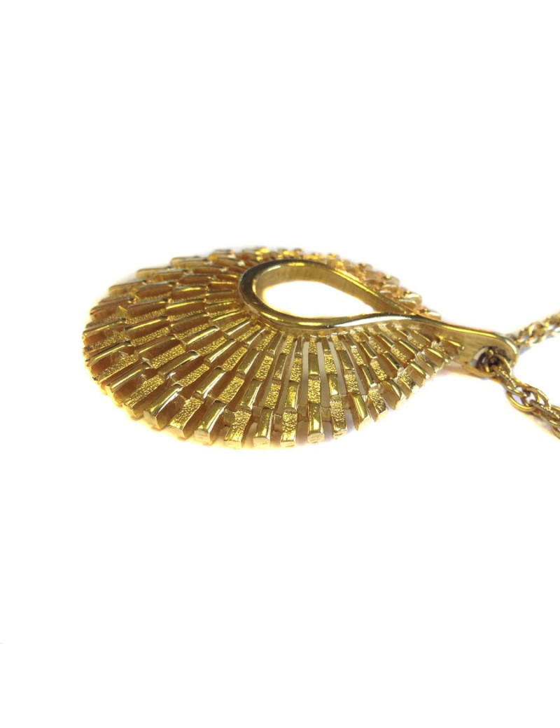 Chaine et pendentif TRIFARI doré