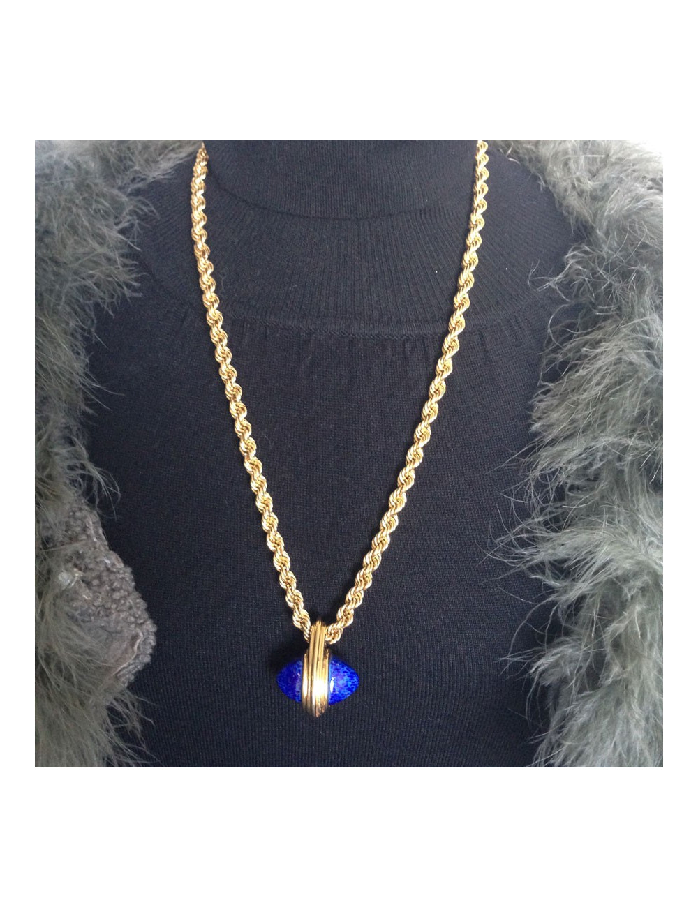 Collier pendentif Lapiz lazuli SANS MARQUE
