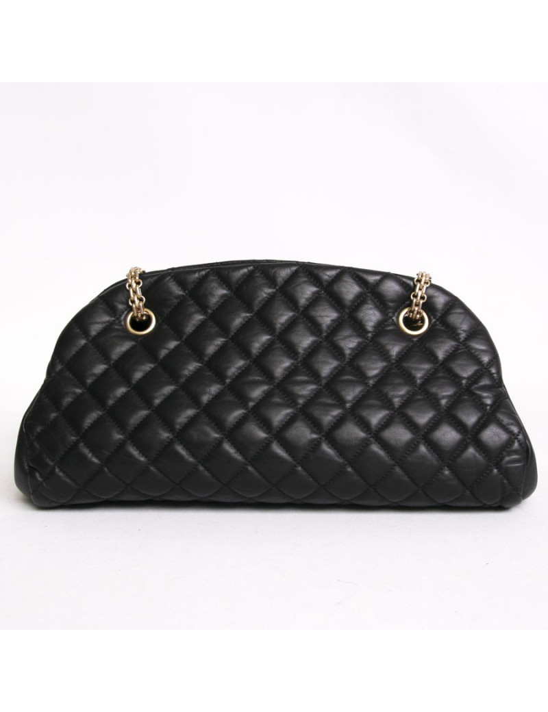 Sac CHANEL "Bowling" en cuir d'agneau lisse noir matelassé
