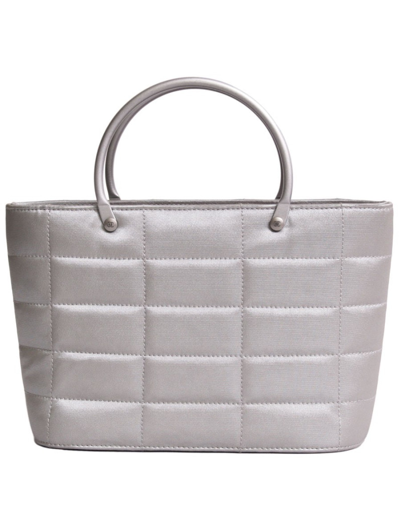 Mini sac CHANEL en lurex gris perle