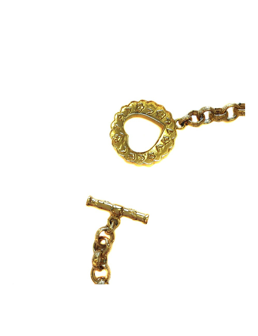 Collier doré esprit couture et pendentif chapeau sans marque