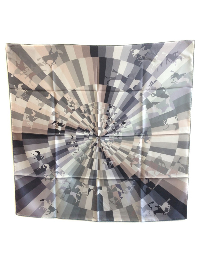 Carré de soie HERMES "Galop chromatique" 