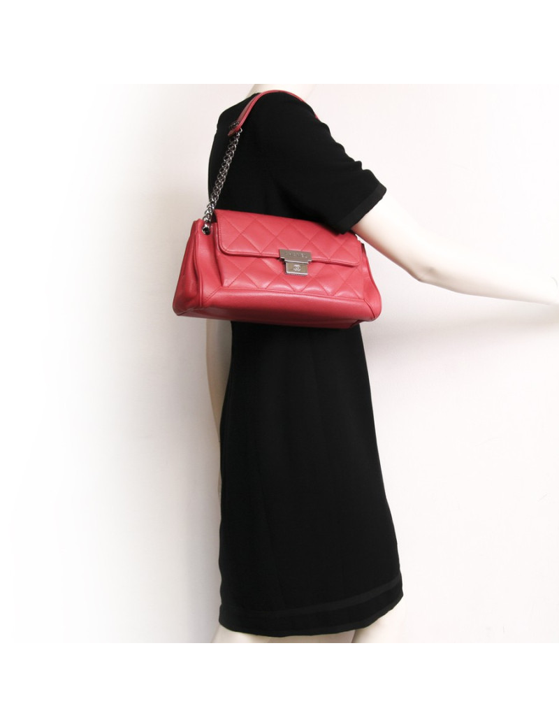 Sac accordéon CHANEL rouge vermillon