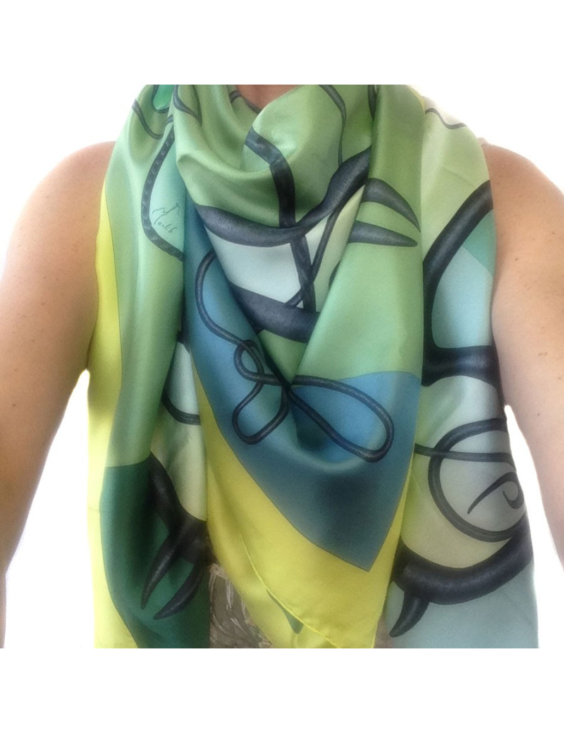 Châle "Coup de fouet" HERMES en soie